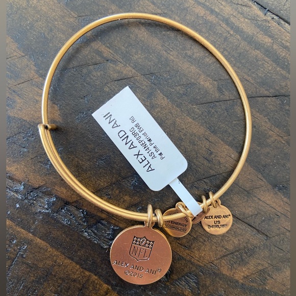 NWT ALEX AND ANI gold New England Patriots bracelet - Picture 3 of 4